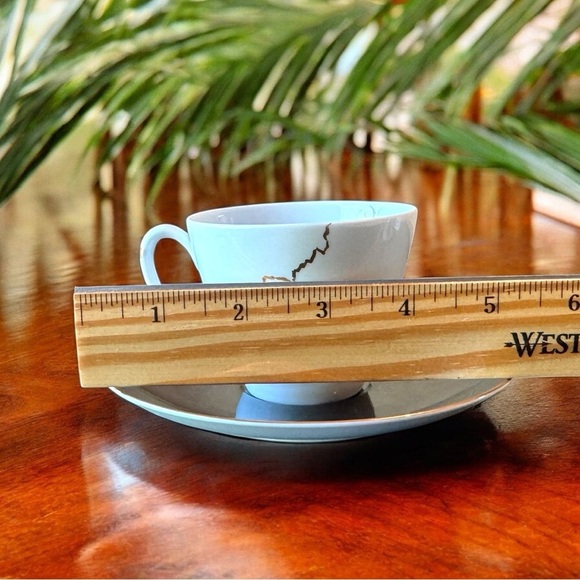 Vintage Noritake Japan Modernist Cup & Glossy Black Saucer Set – Red & Gold - Picture 7 of 11